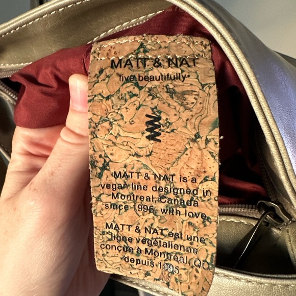 Mat and Nat Vegan Leather Made in Montreal Crossbody Bag - Picture 5 of 8